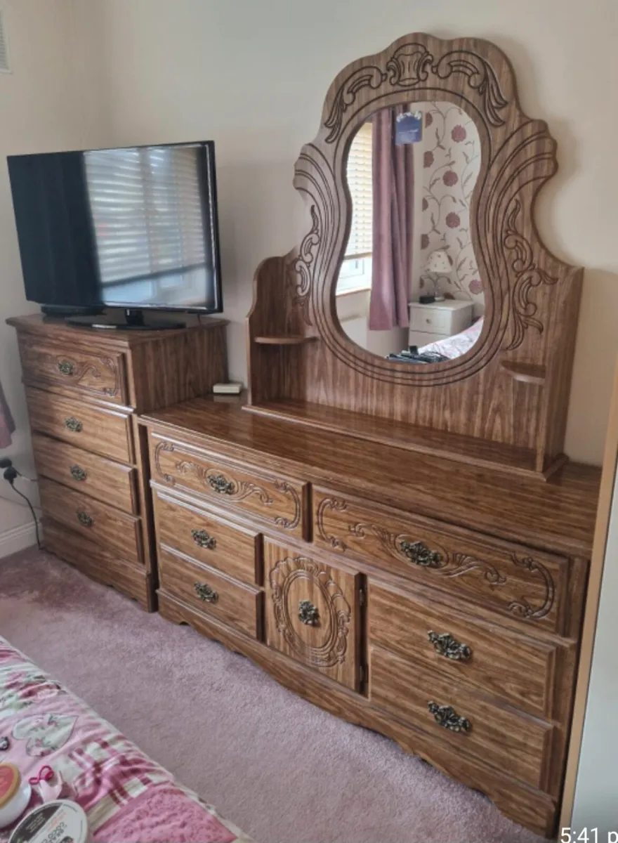 Solid Wood American Bedroom Furniture - Image 1