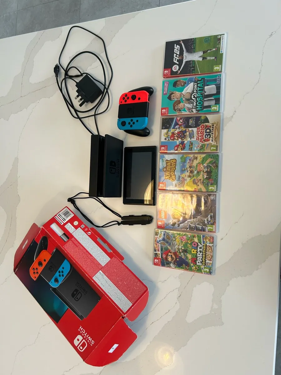 Nintendo switch - Image 1