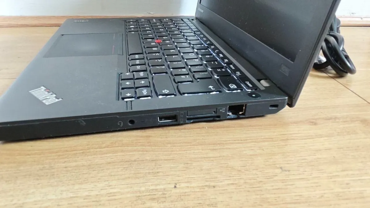 Lenovo ThinkPad x240 i5/8GB/256GB Laptop NoteBook - Image 3