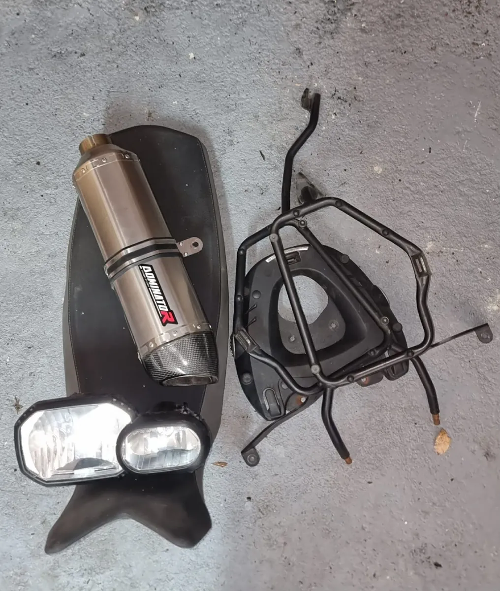 BMW F 800 GS low milage + extras - Image 4