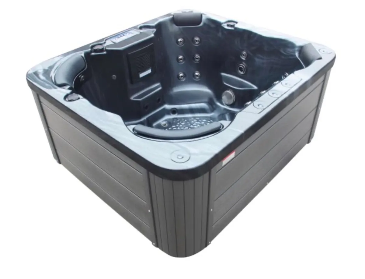 New 4-6 Person Hot Tub with Bluetooth - Image 4