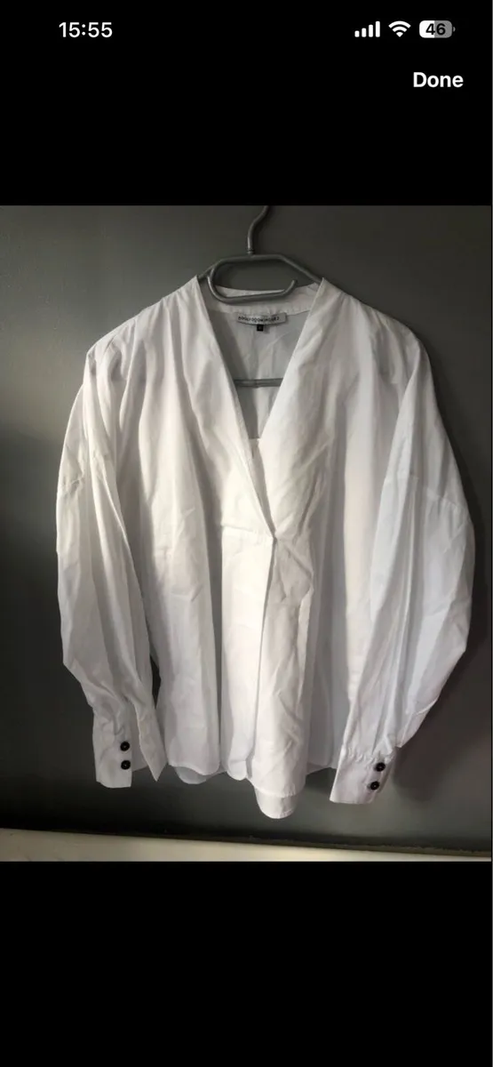 Ladies loose shirt size M €5 - Image 1