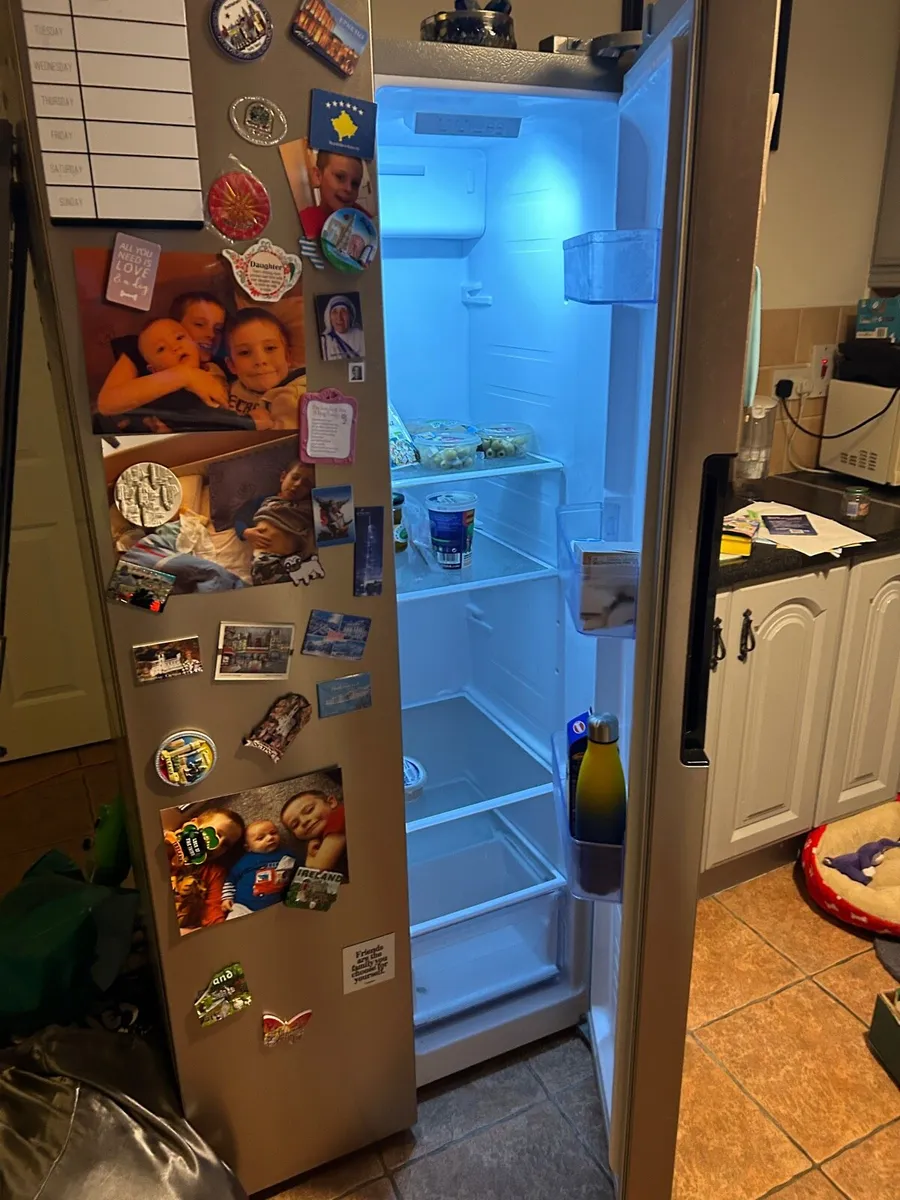 PowerPoint fridge freezer - Image 4