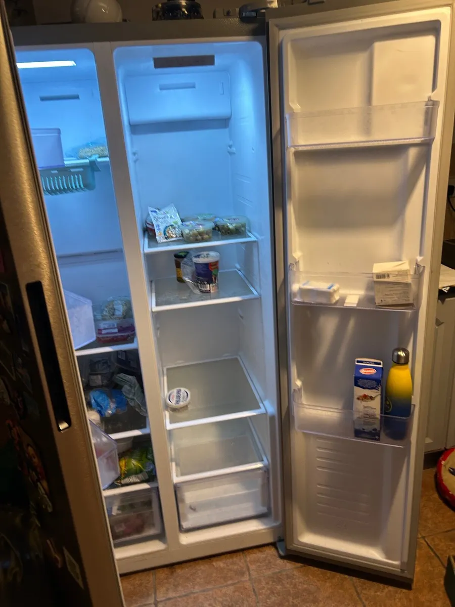 PowerPoint fridge freezer - Image 3