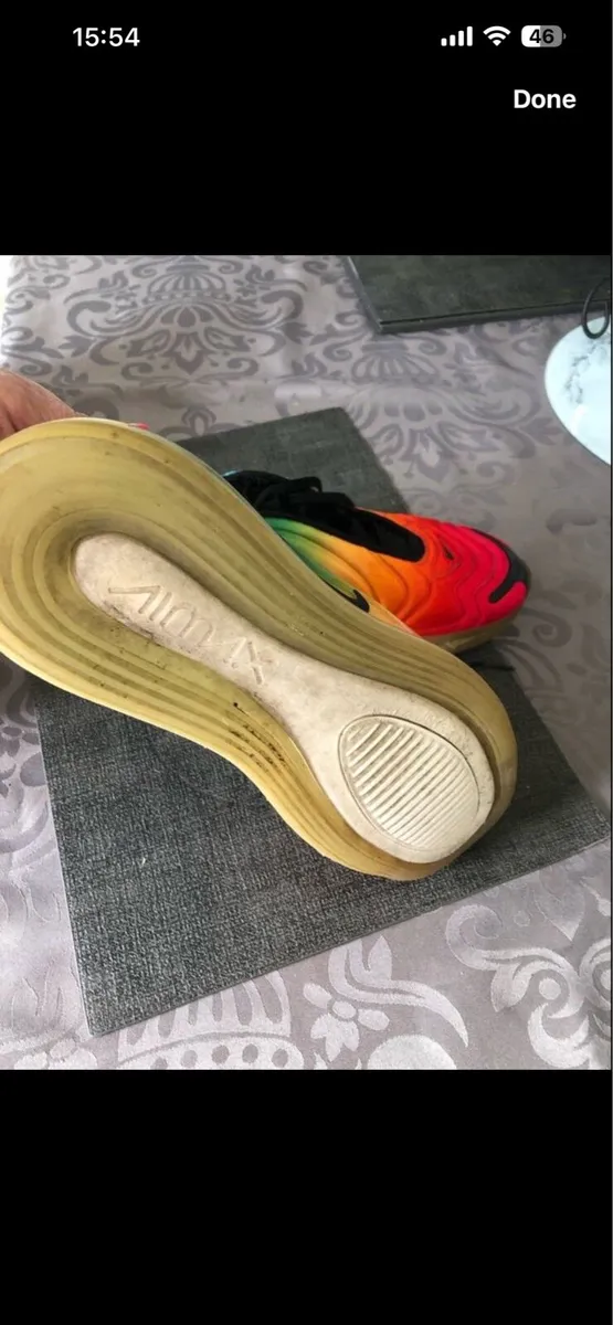 Mens Nike trainers size 8 €60 - Image 4