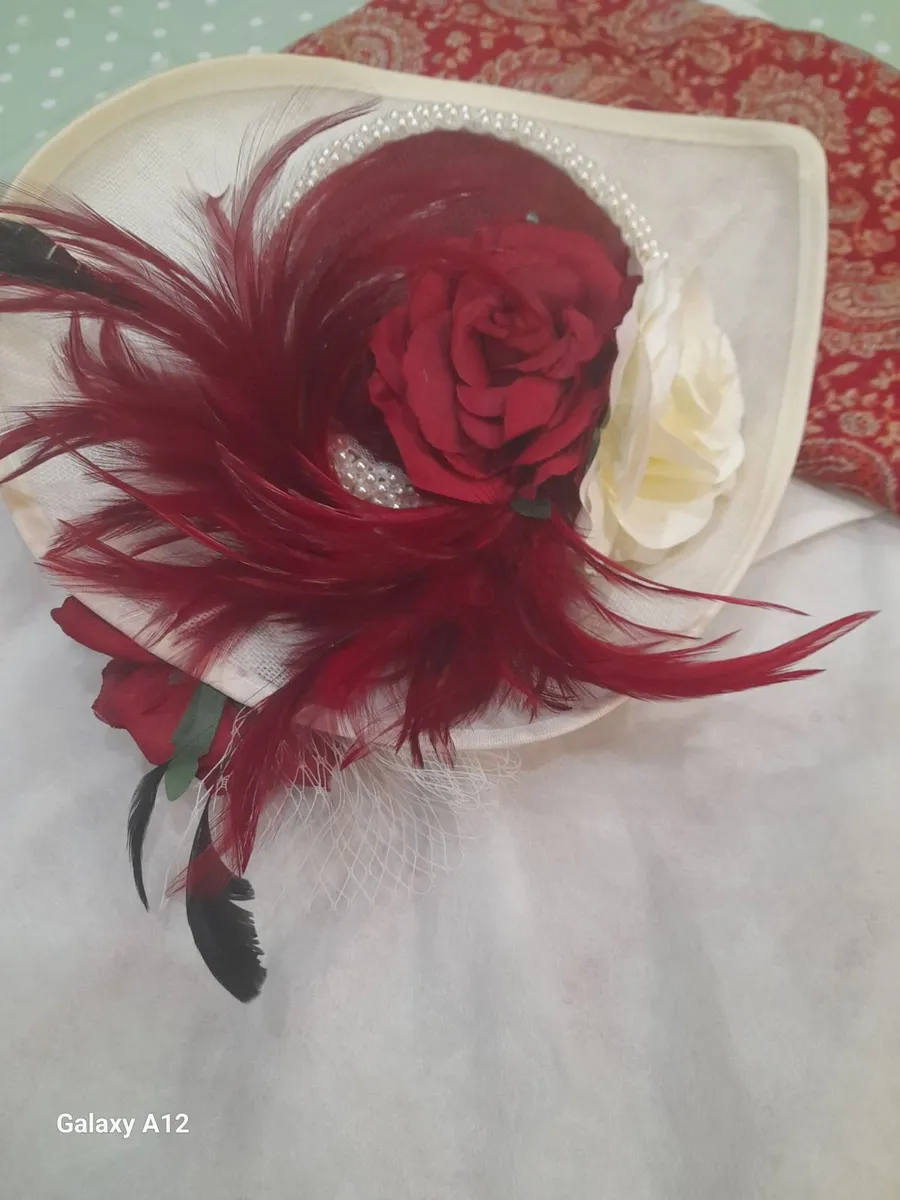 HAT / Fasinator /head piece - Image 3