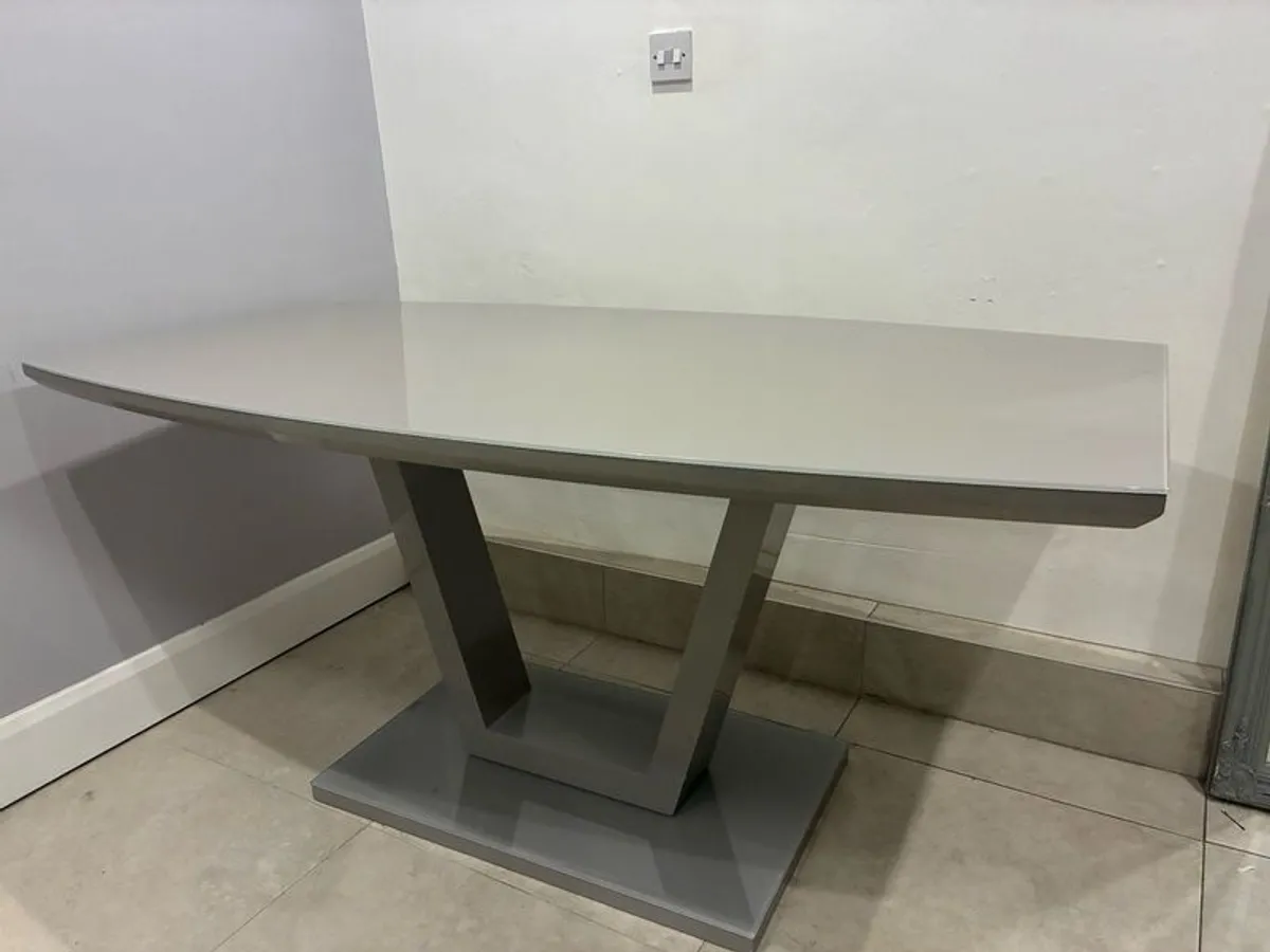 Dining Table - Image 2