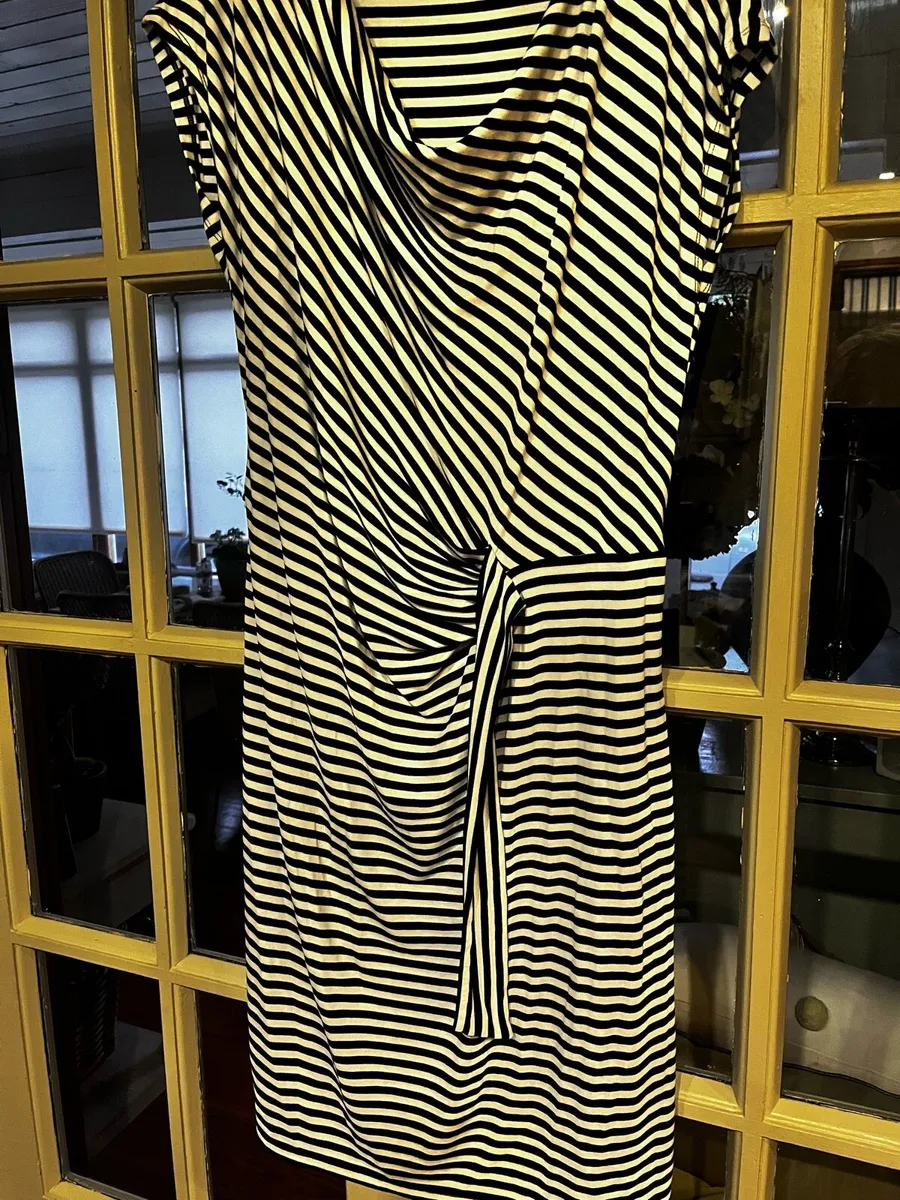 Gorgeous summer wrap style dress - Image 2