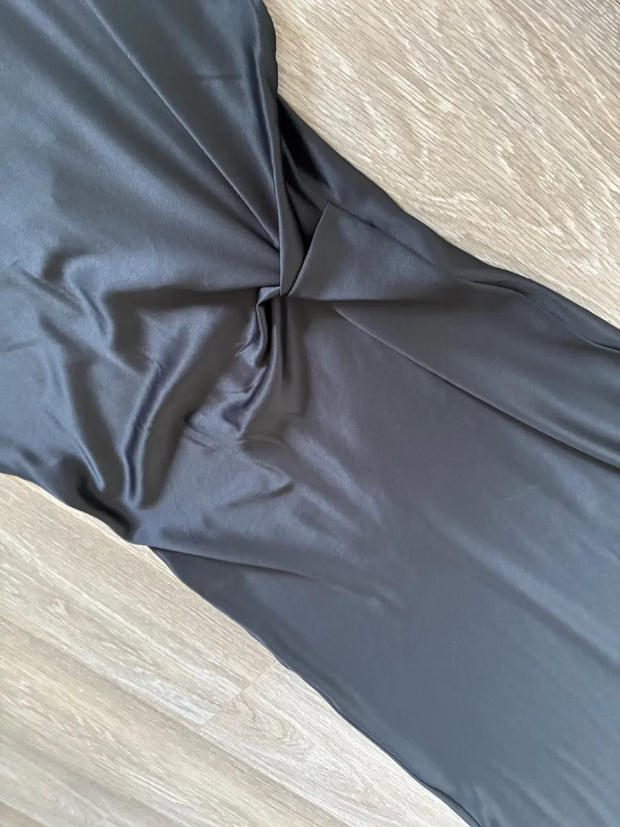 The Edit Satin Black Dress: Size 10 with ruched de - Image 2