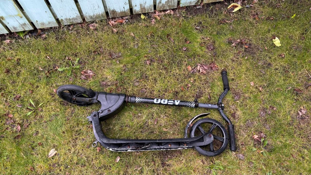 Scooter - Image 2