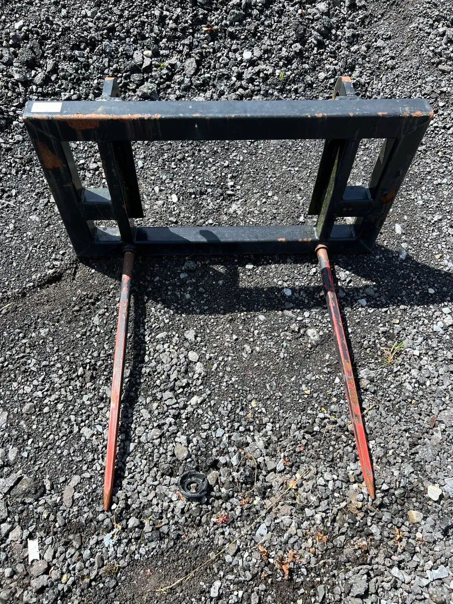 Loader Bale spike fork - Image 1