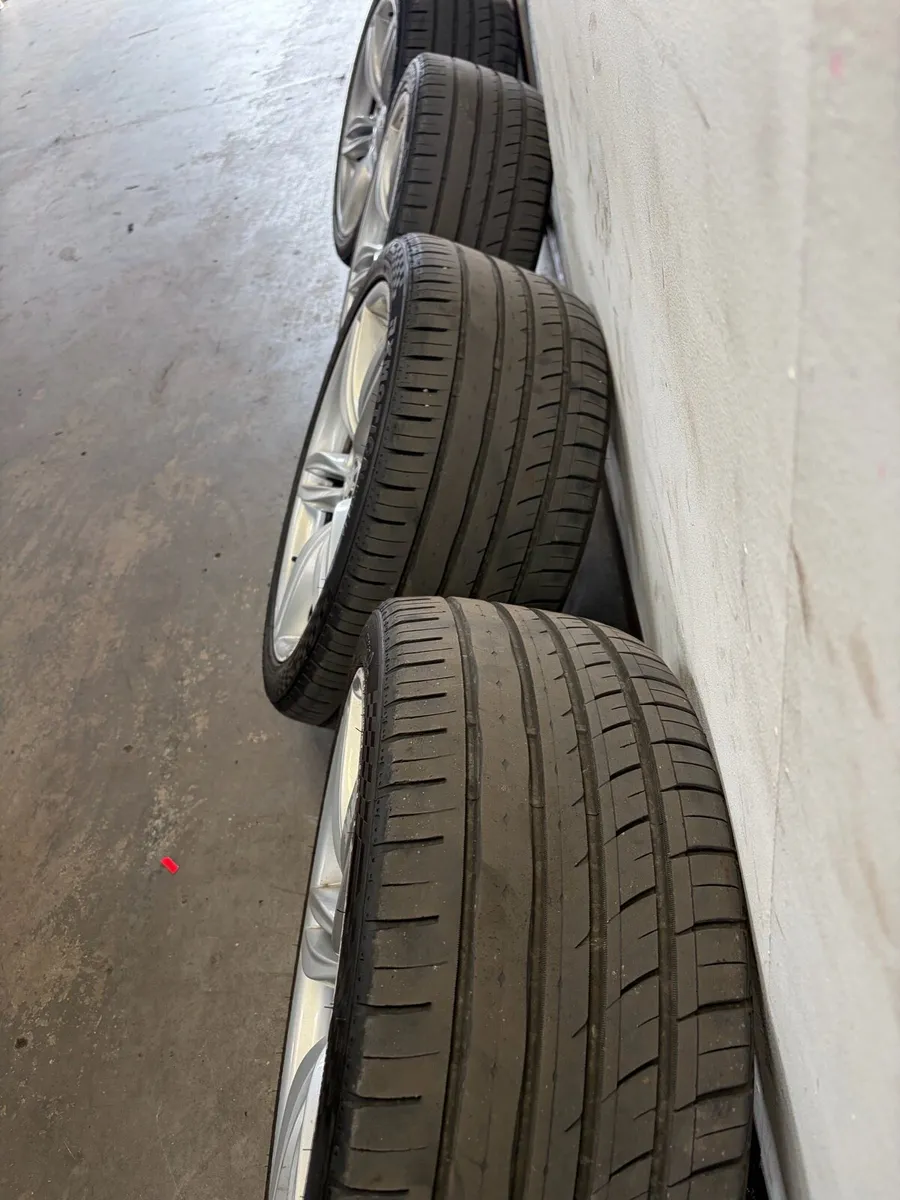 19” bmw Msport Alloys - Image 4