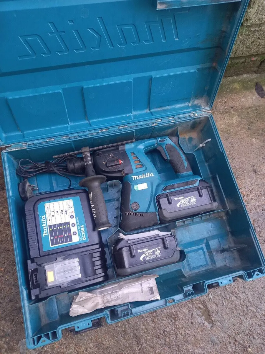 Makita 36v Battery SDS - Image 2