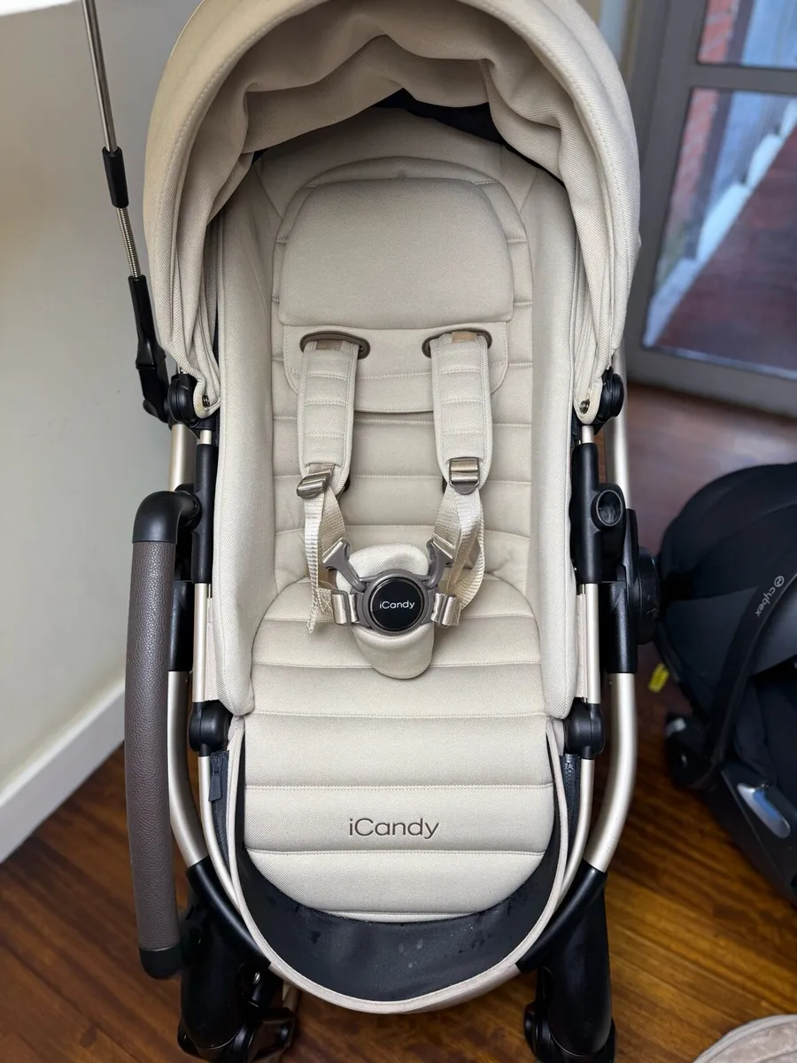 Icandy peach 7 Cybex car seat isofix swivel - Image 2