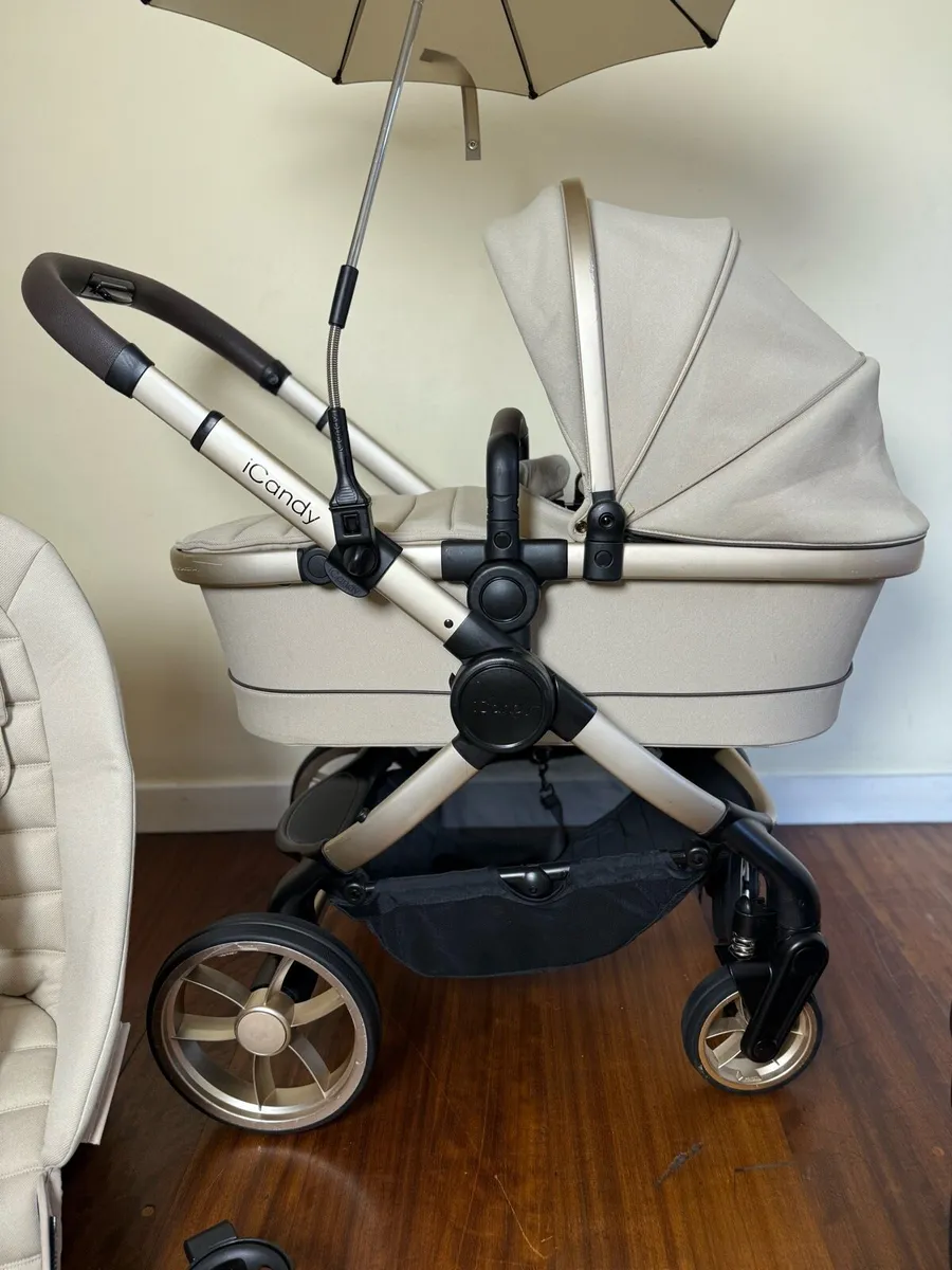 Icandy peach 7 Cybex car seat isofix swivel - Image 4