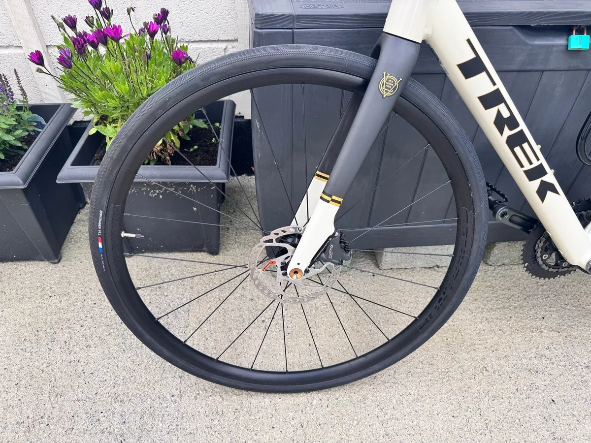 Trek Domane AL4 56” Road Bike - Image 3