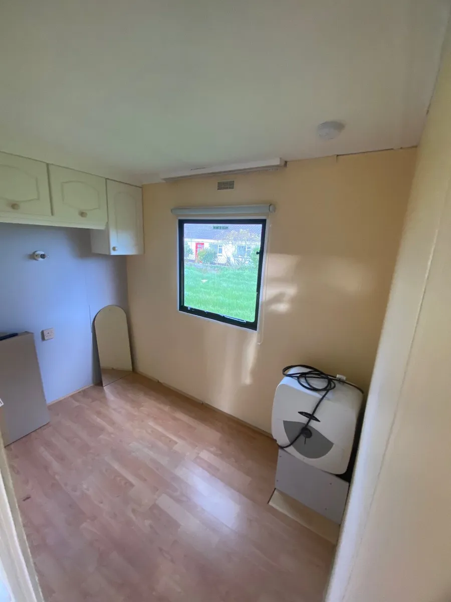 30 X 10 Willberry Mobile Home - Image 2