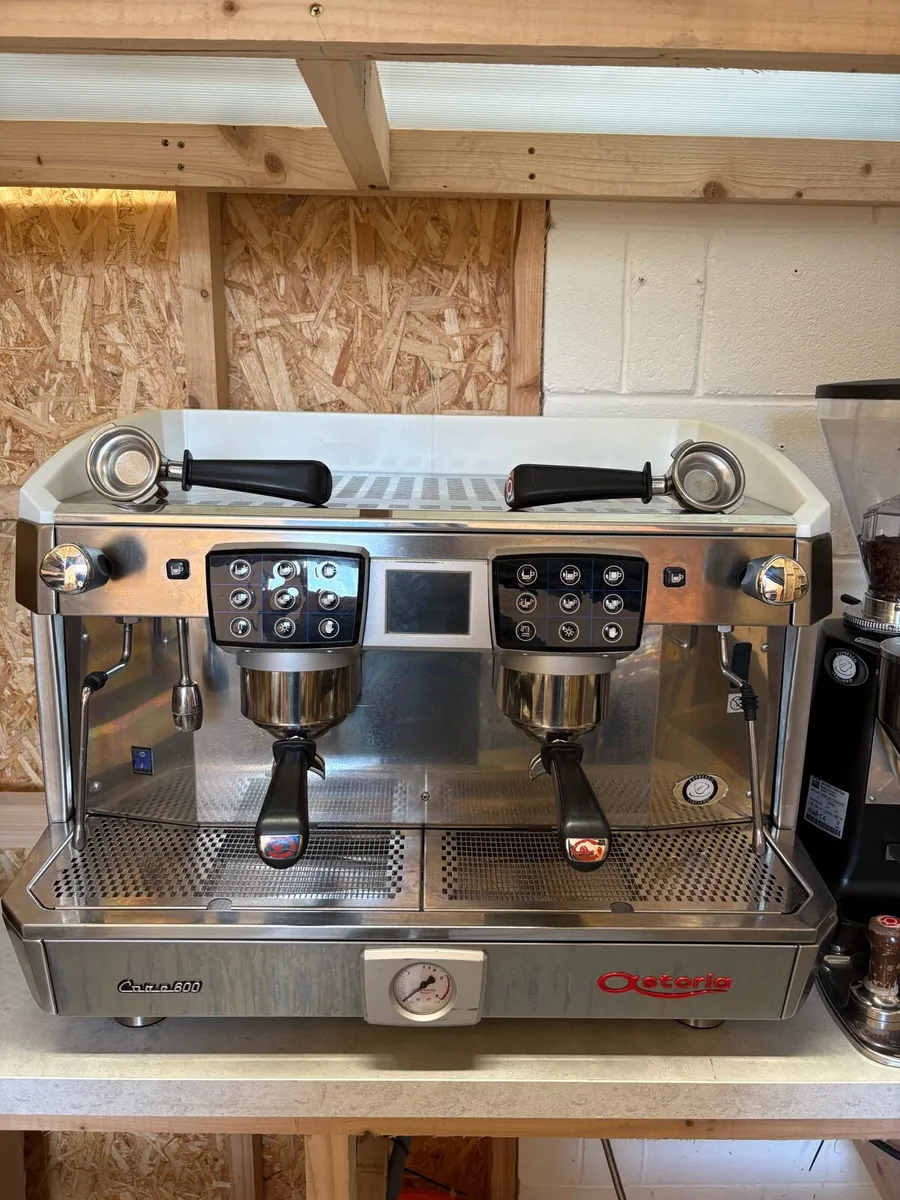 Astoria Core 600 2 group - Image 1