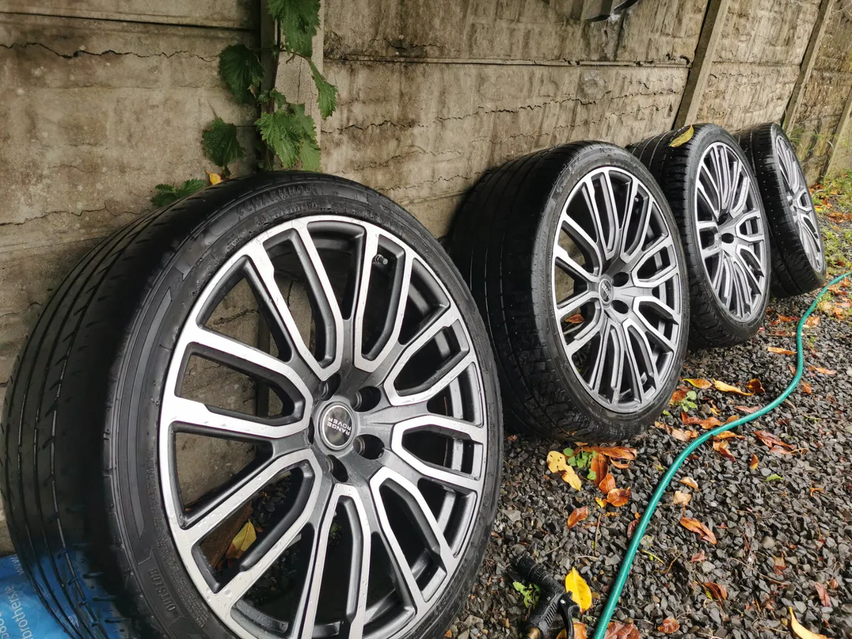 Land rover sport Alloy Wheels 285/35R22 - Image 4