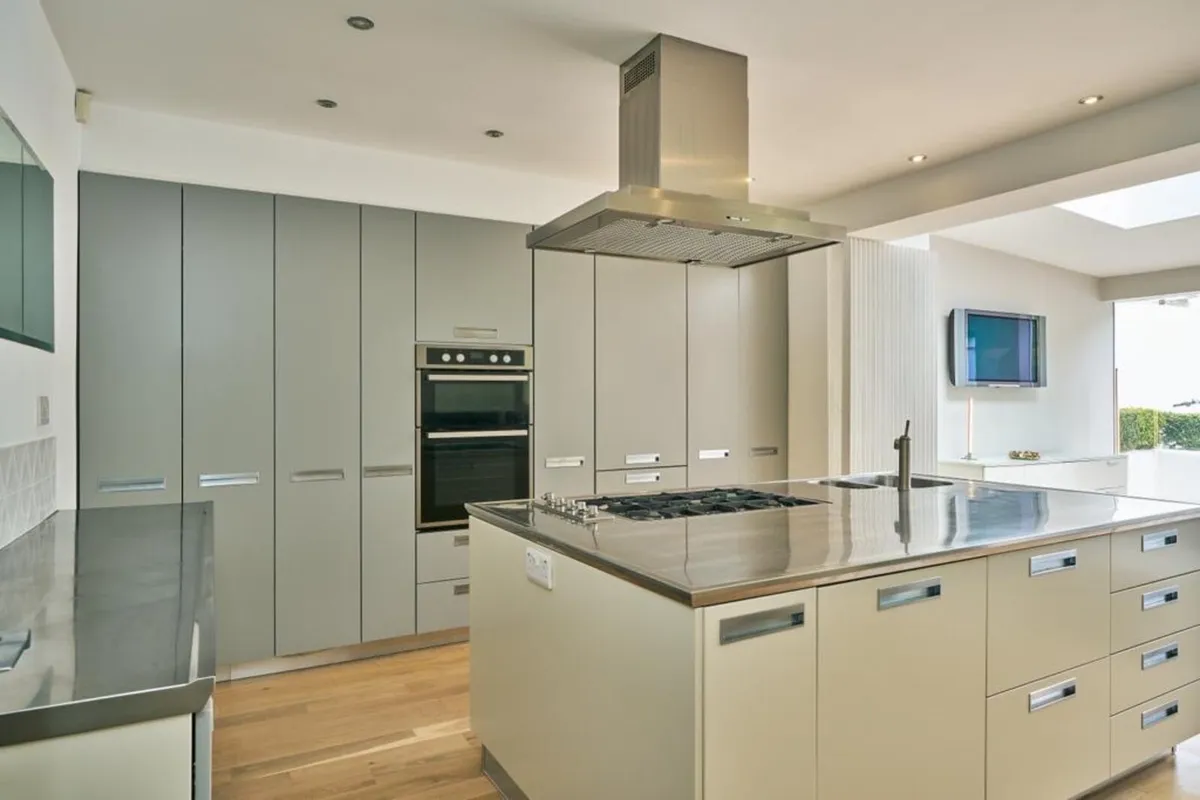 New kitchens - Image 3