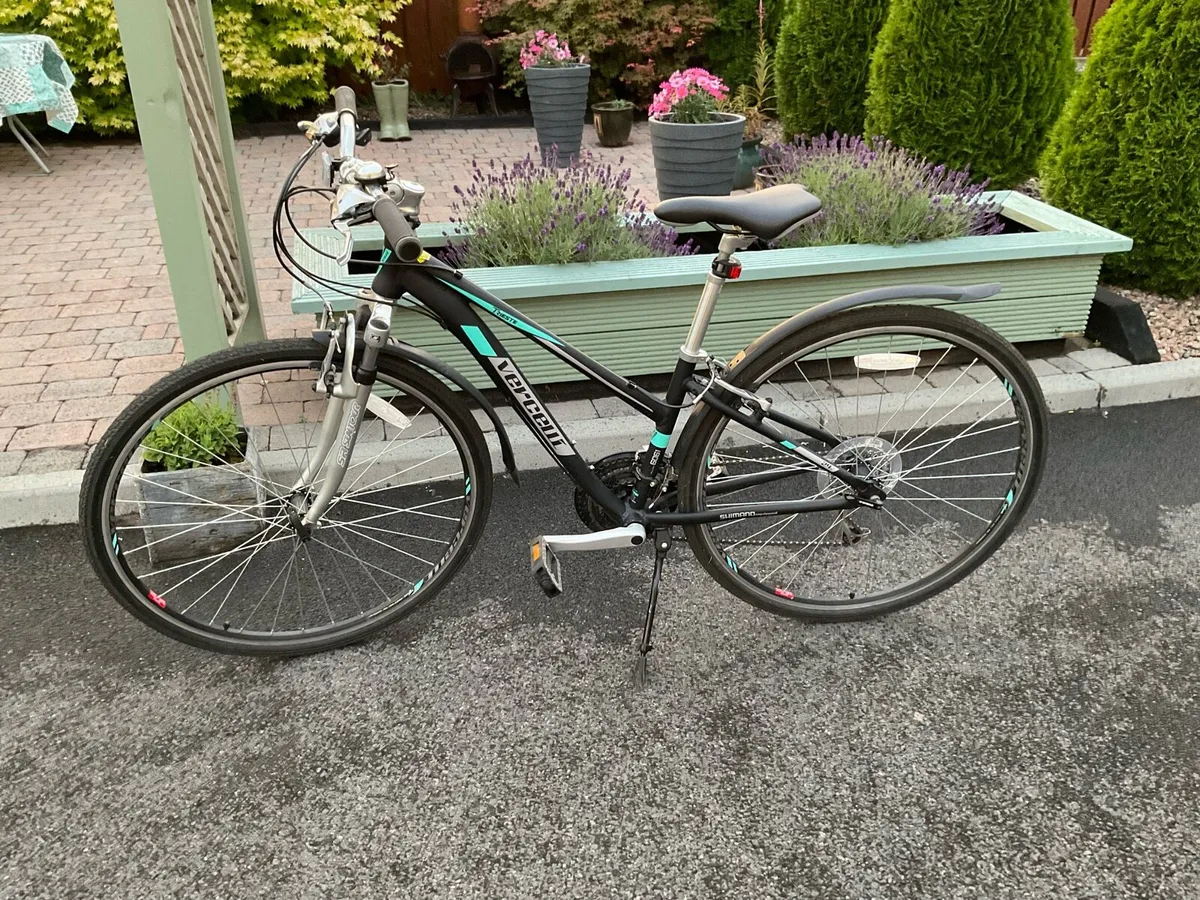 Ladies bicycle - Image 2