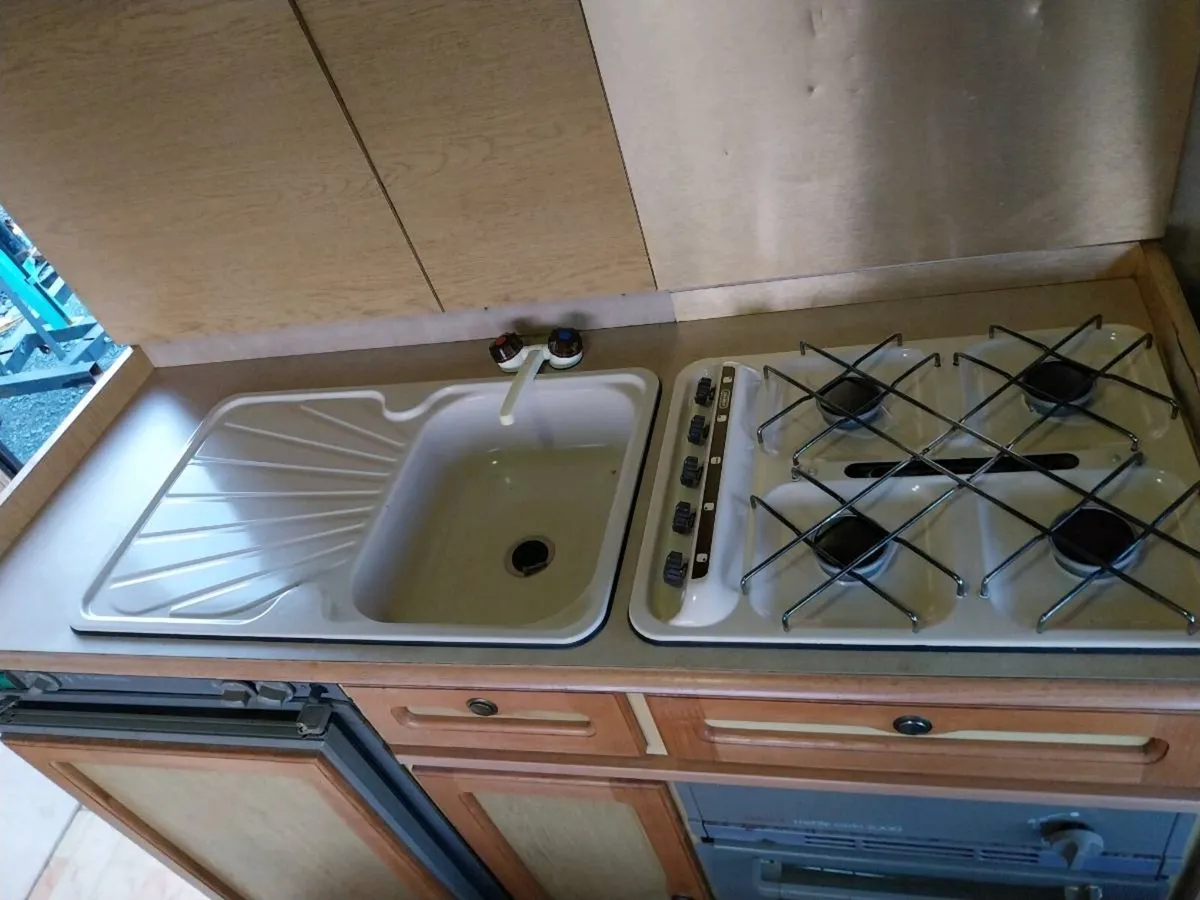 Campervan - Image 3