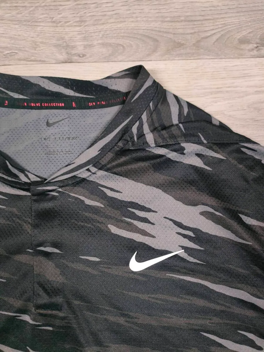 Nike Tiger Woods Camo Golf Shirt Mens XL - Image 2