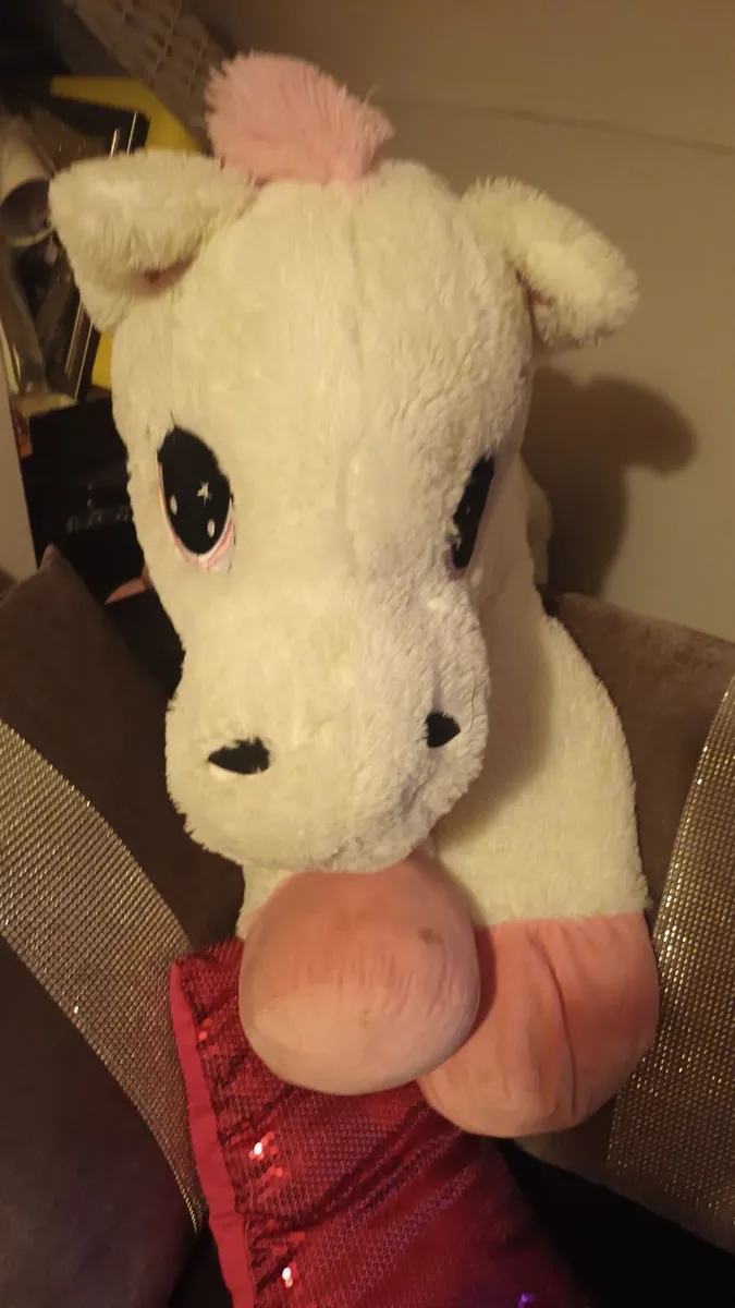 Giant horse  teddy with wings - Image 2