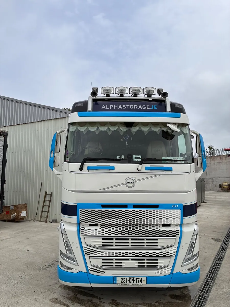 Volvo FH 2023 - Image 1