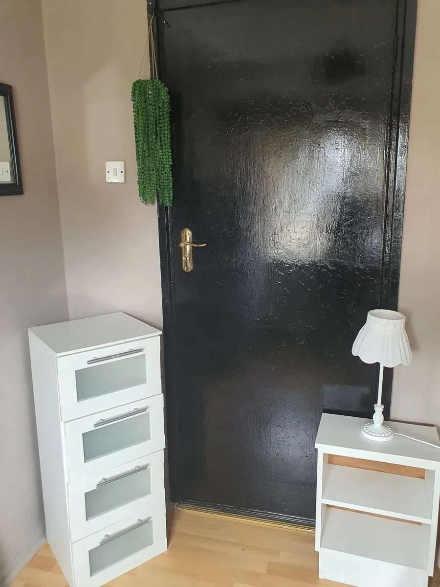 Room to rent - Image 2