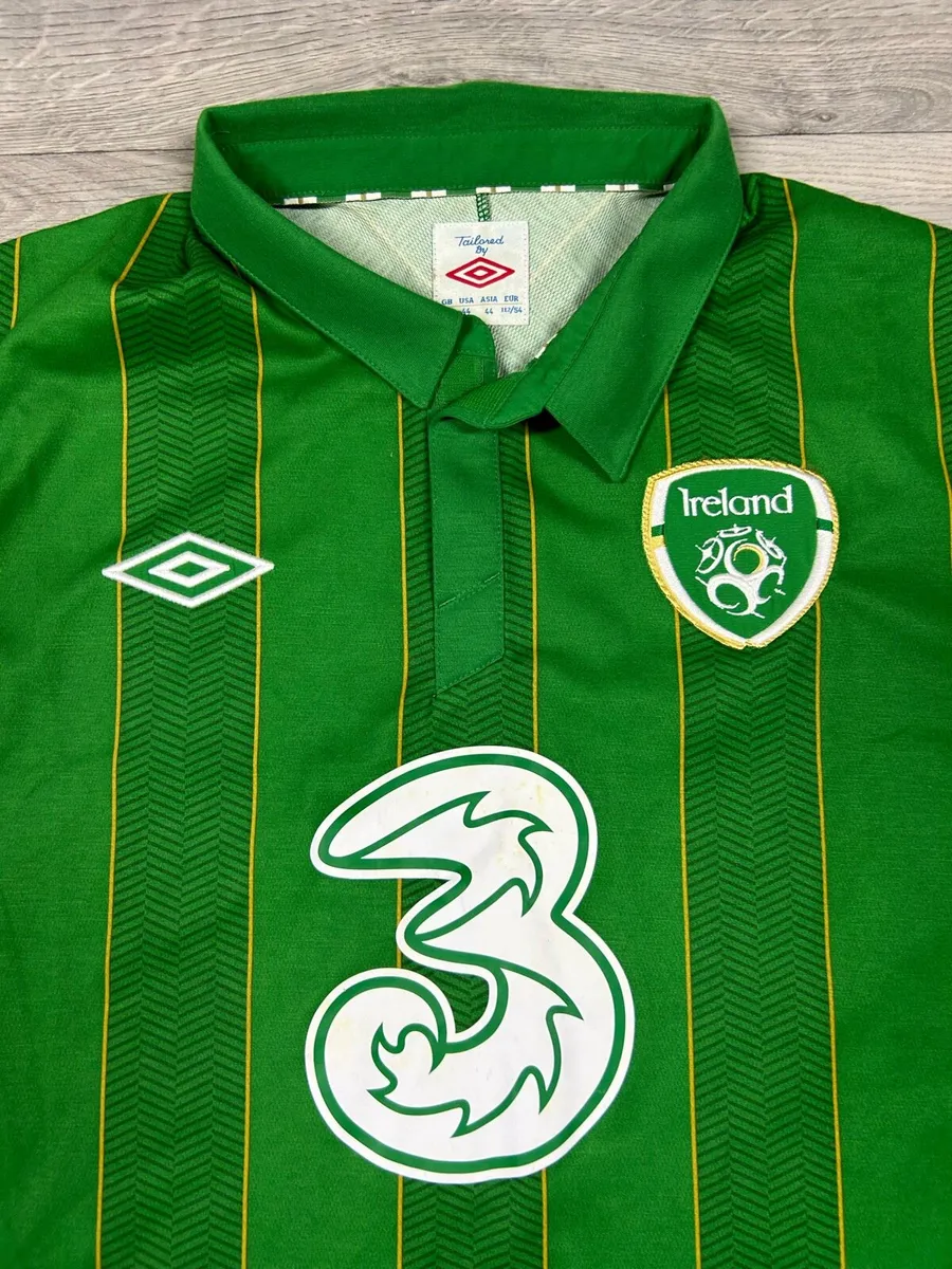 Vintage 2011 Umbro Ireland Jersey Shirt Mens Large - Image 3