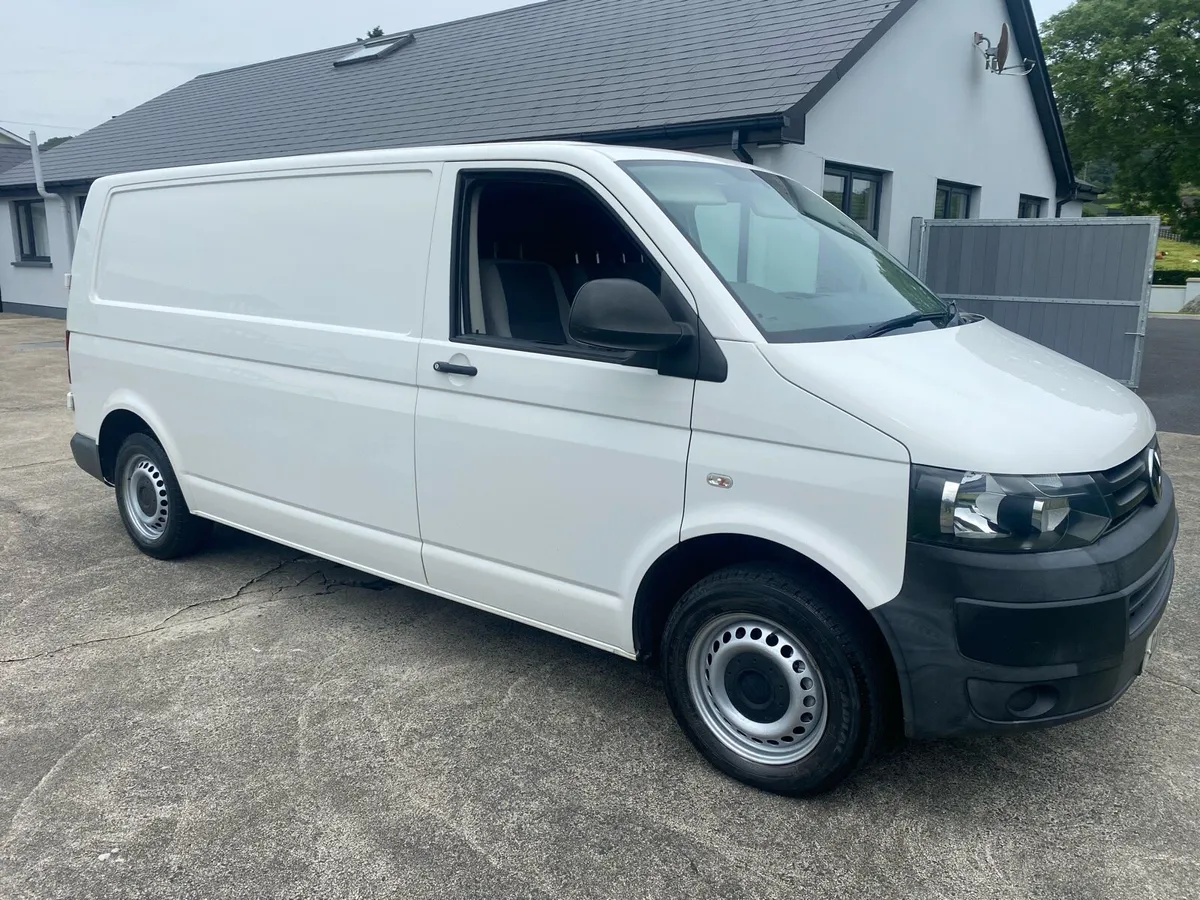 2014 VOLKSWAGEN TRANSPORTER LWB - Image 1
