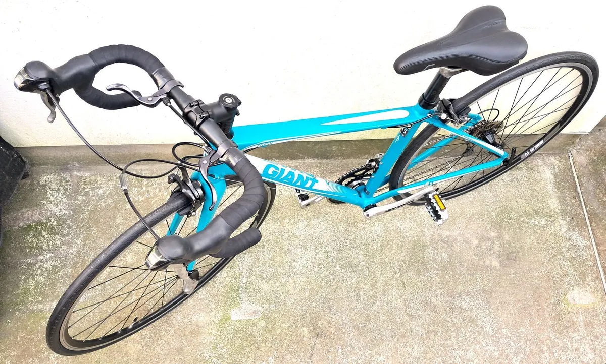 GIANT AVAIL Racer - Image 2