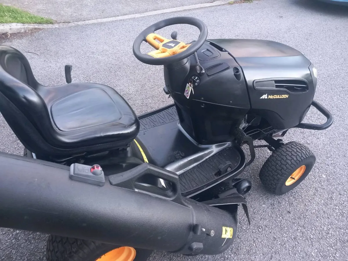 Ride on lawnmower - Image 4