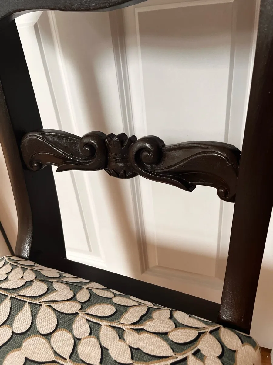 Set of four dining room chairs - Image 3