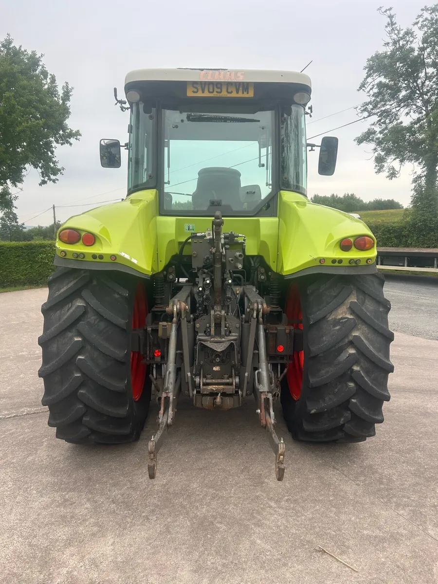 Claas Arion 640 - Image 4