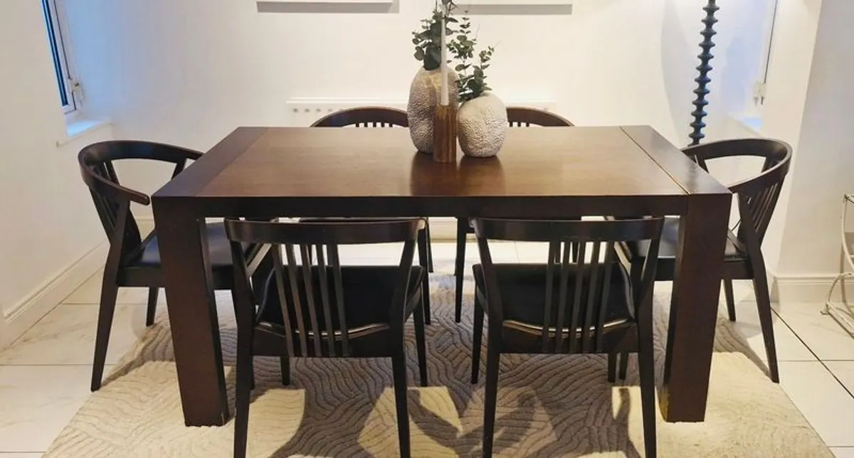 Calligaris Italian Dining Table and 6 Chairs - Image 1