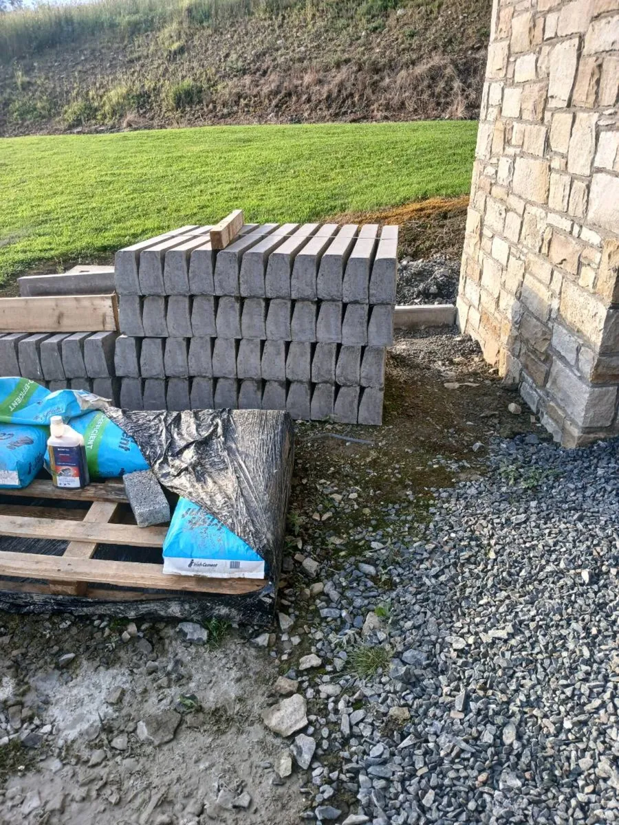 Concrete kerbs
