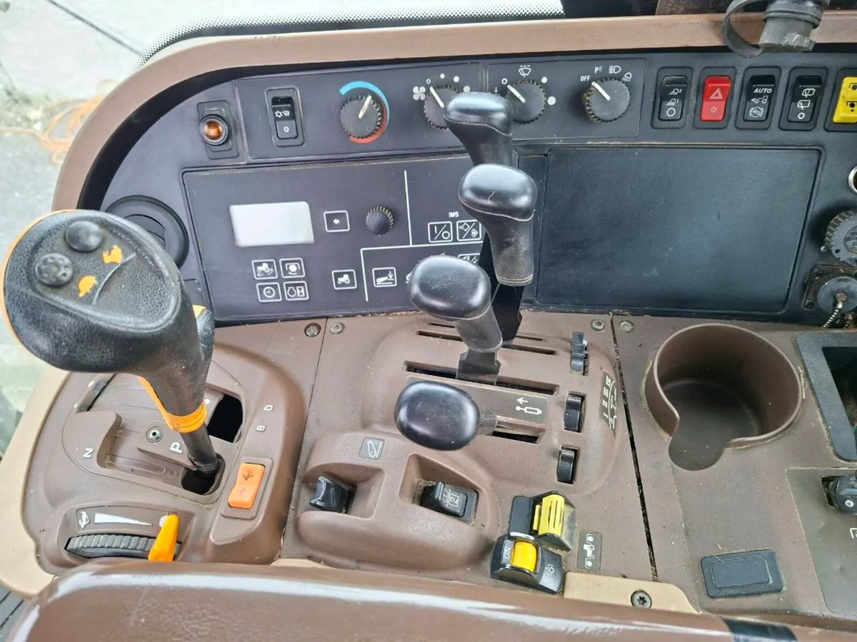John deere 7820 - Image 2