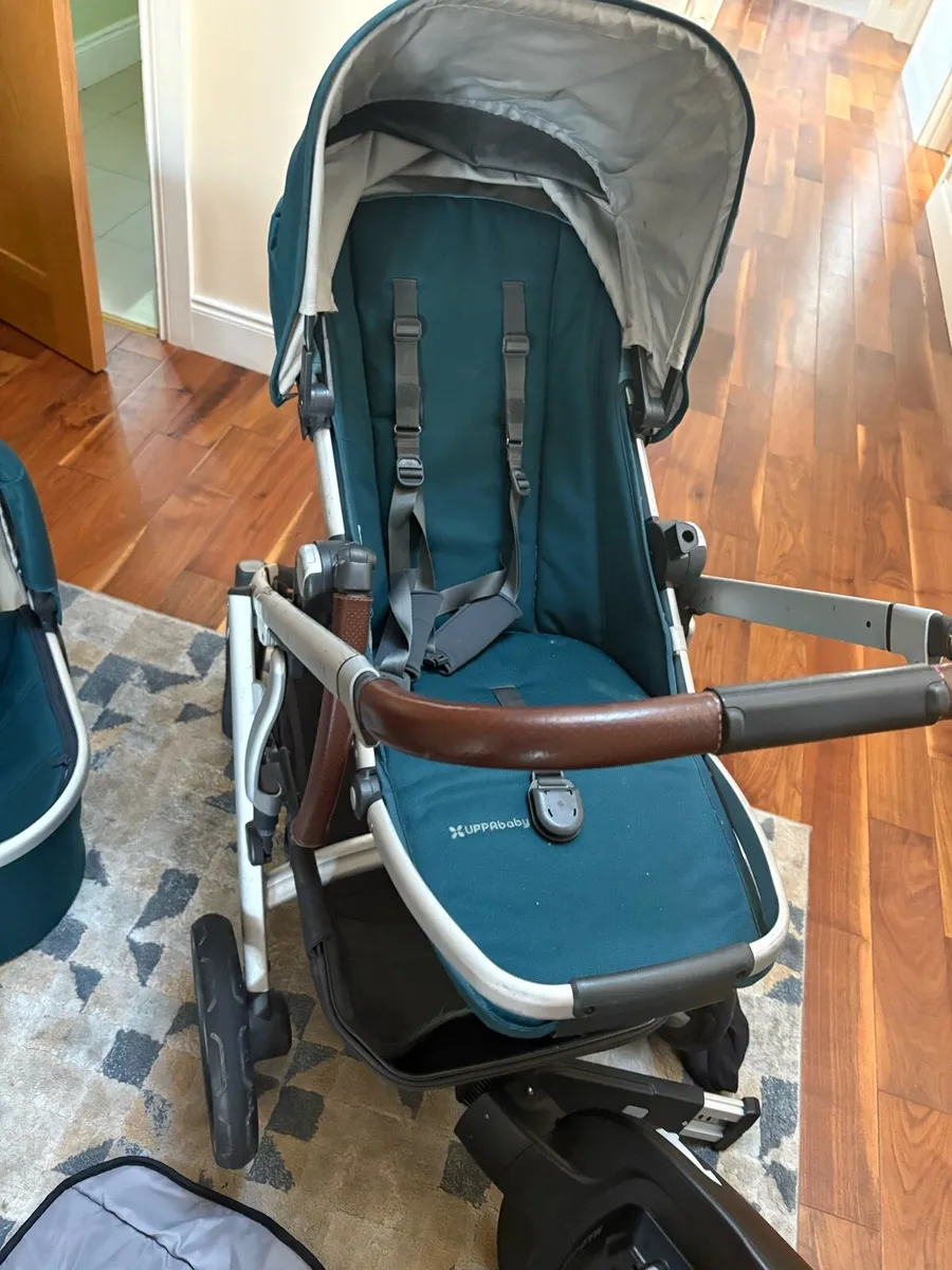 Buggy and baby bundle - Image 4