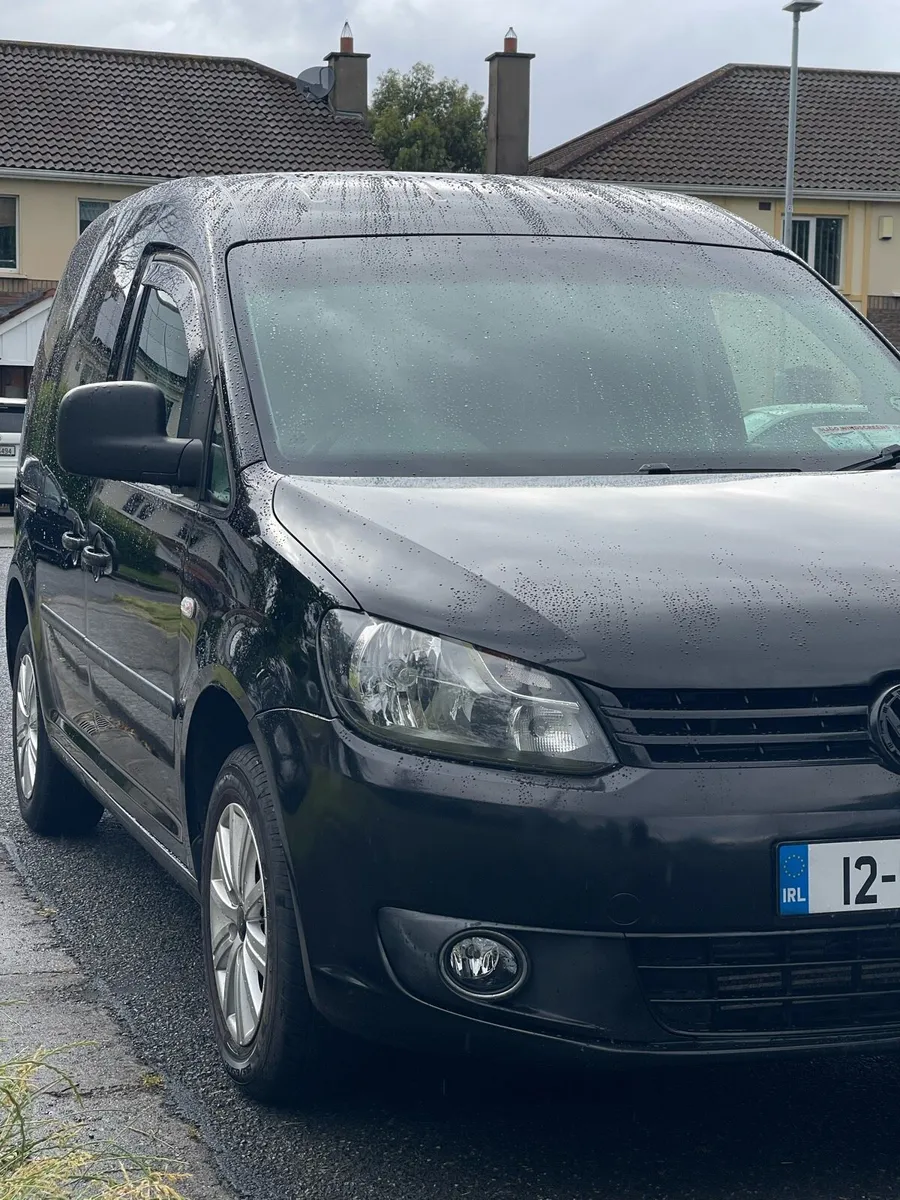 2012 VW CADDY VAN, DOE 01-27 TAX 08-26 - Image 3