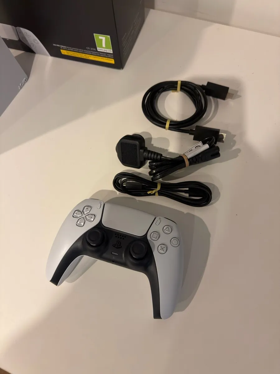 PS5 Digital Edition 1TB *BRAND NEW* - Image 4