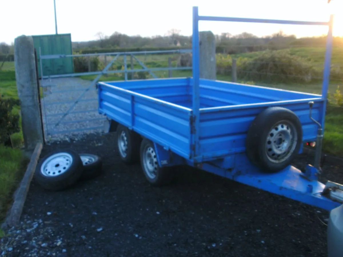 Builder drop side Trailer double axel - Image 2