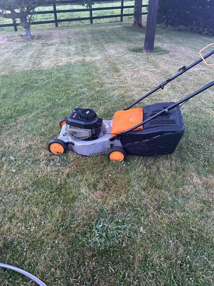 McCulloch Push Lawn Mower - Image 1