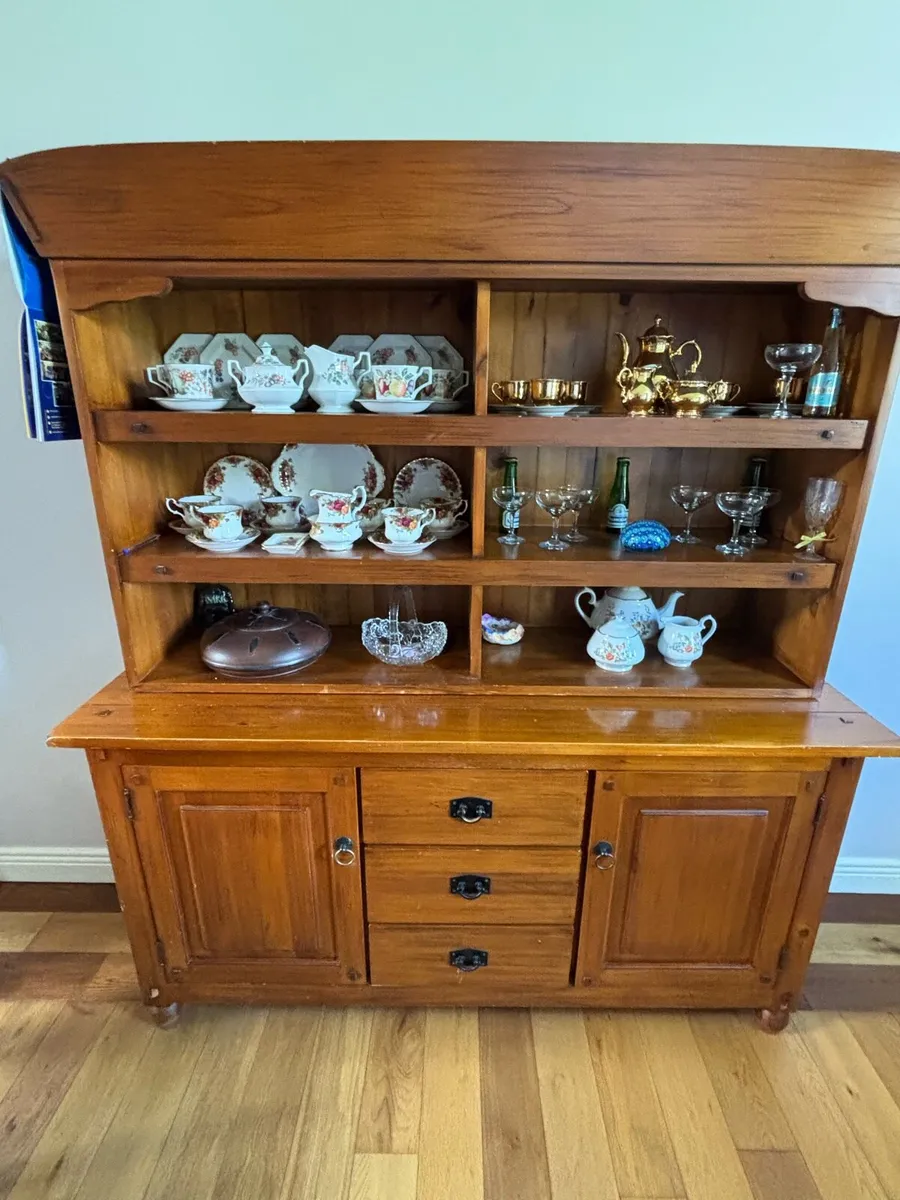 Oak Kitchen dresser - Image 3