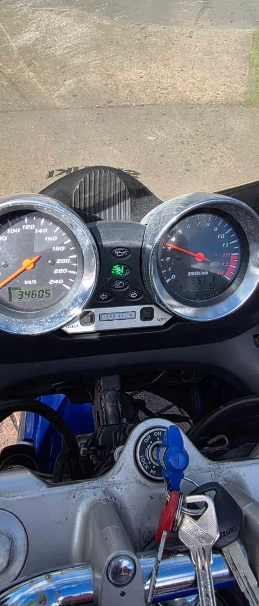 suzsuki bandit 600cc - Image 4