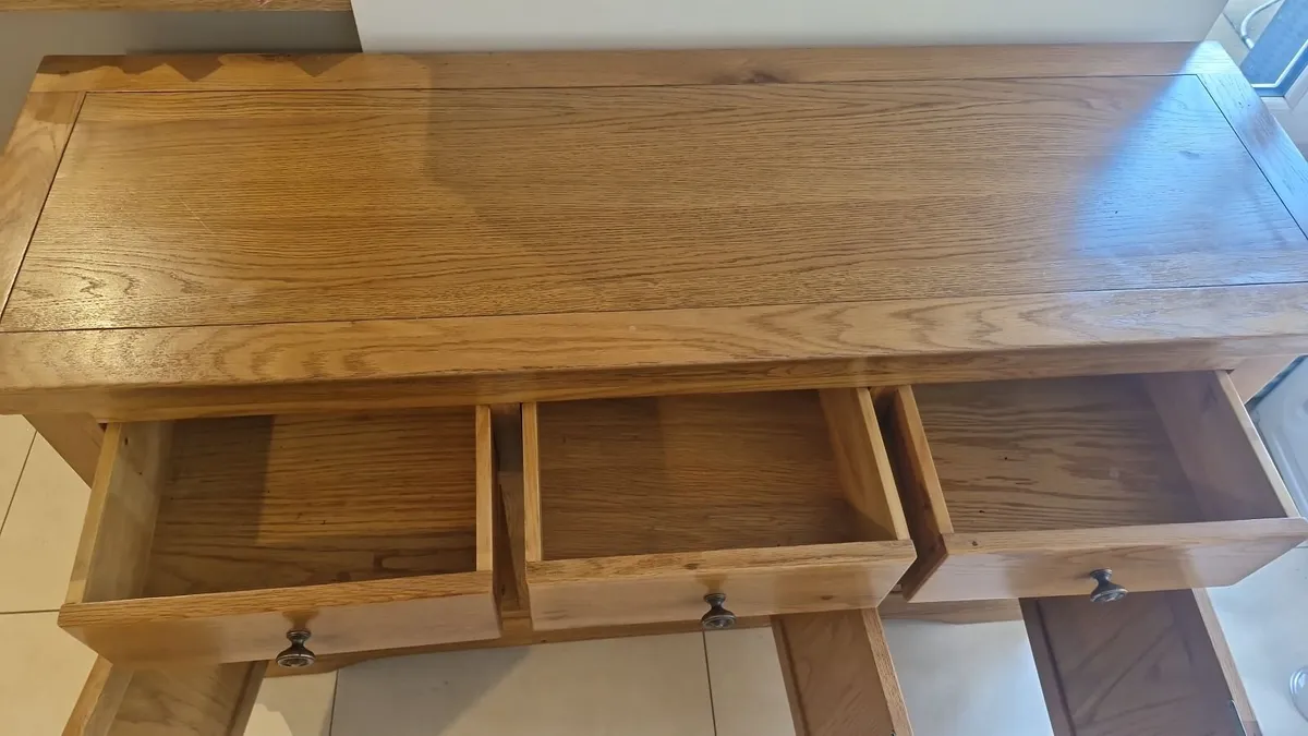 Solid Oak 3-Door 3-Drawer Sideboard / Buffet - Image 2
