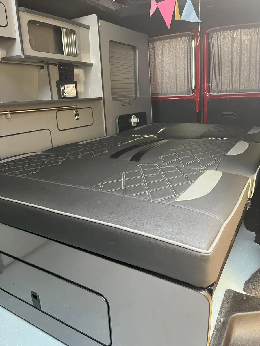 VW Transporter Campervan - Image 4