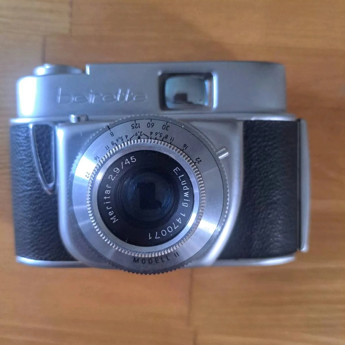 Boots BEIRETTE Model 11 vintage camera - Image 1