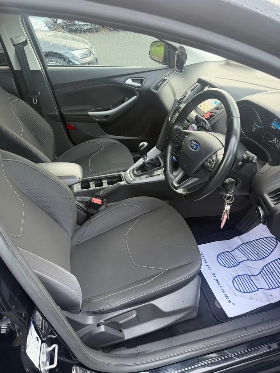 2017 Ford Focus - Image 2